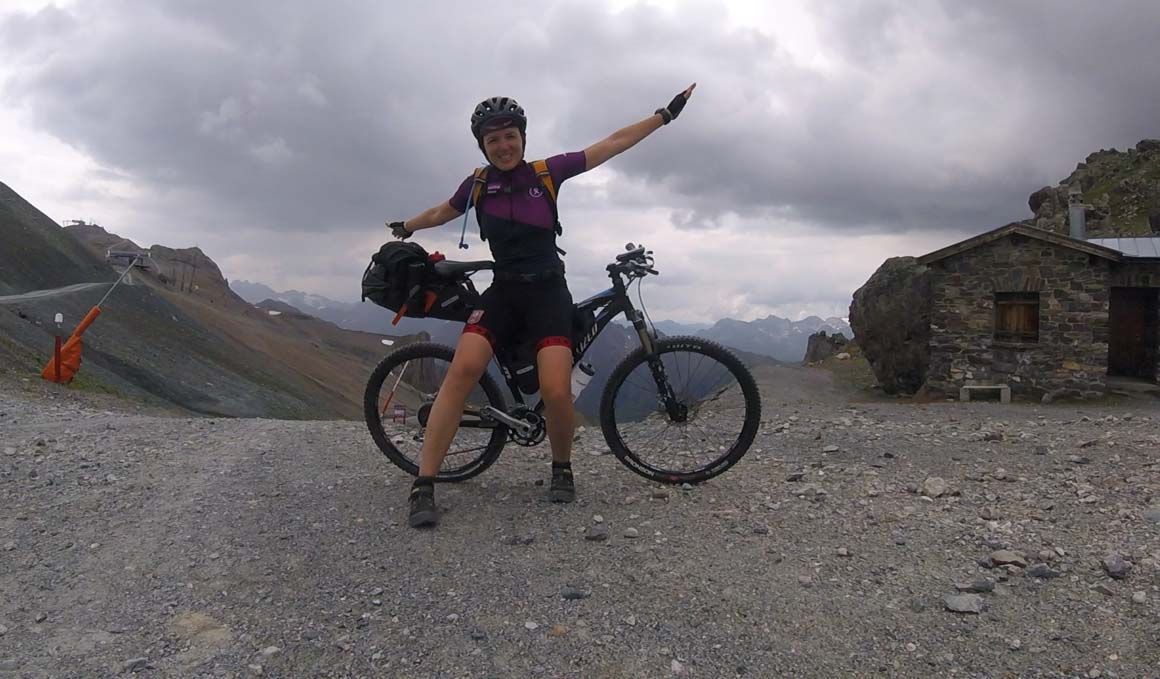 500 km en bici tras un linfoma de Hodgkin, el impresionante reto de Raquel Castillo