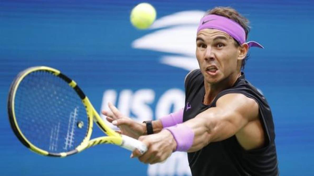 Nadal se lesiona y podría ser baja en la Copa Davis