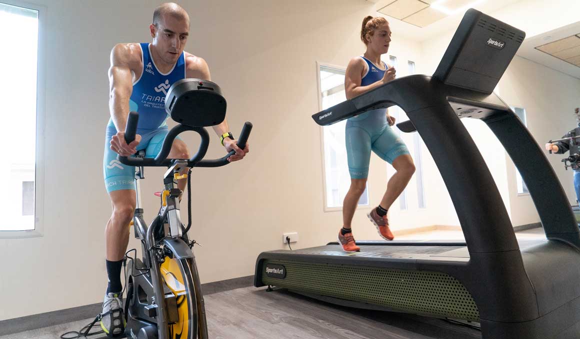 Acercar el triatlón a la sociedad empezando por los colegios