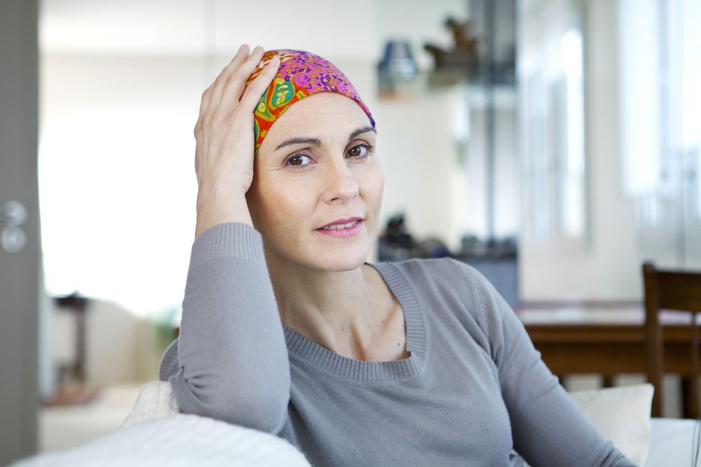 Tablas de ejercicio físico para mujeres con cáncer de mama para seguir durante el confinamiento