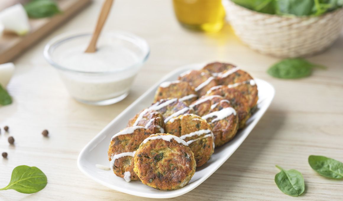 Receta de falafel de espinacas y garbanzos con vídeo