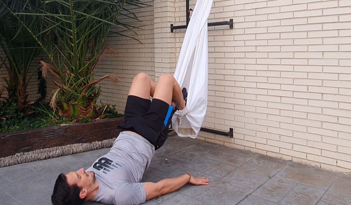 Yo entreno en casa / día 41: glúteos e isquios con TRX casero