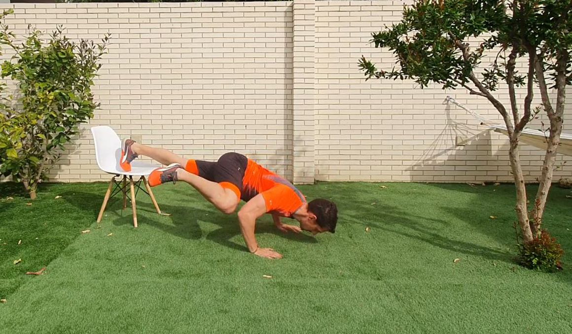 Yo entreno en casa / Día 44: 8 formas distintas de hacer fondos