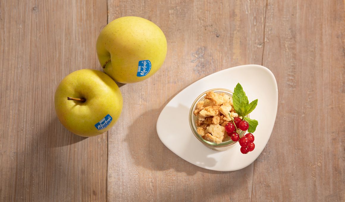 Receta de Strudel de Manzana en vasito con Crumble de Canela