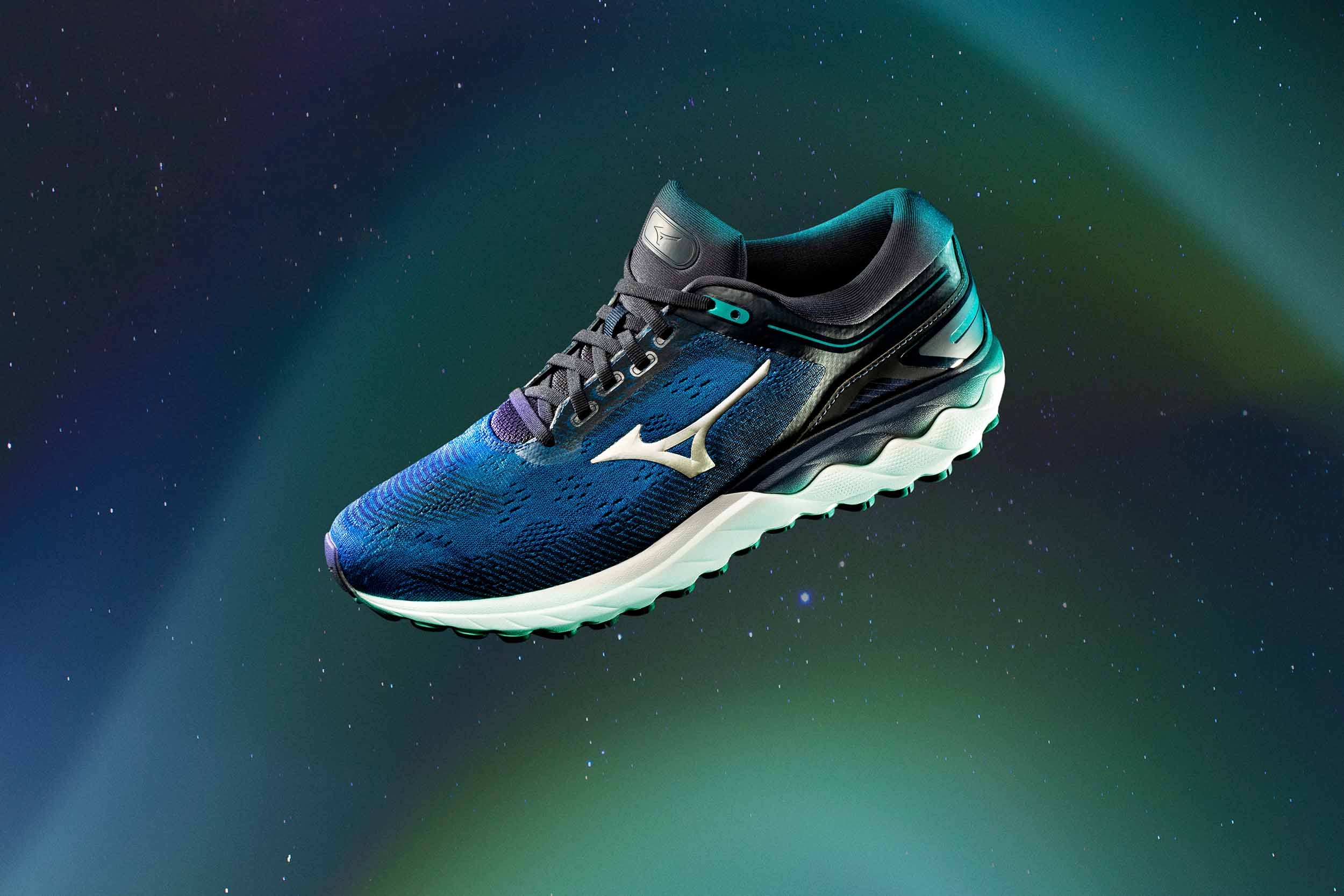 Descarga GRATIS tu dorsal para la Carrera Liberty virtual y gana estas Mizuno