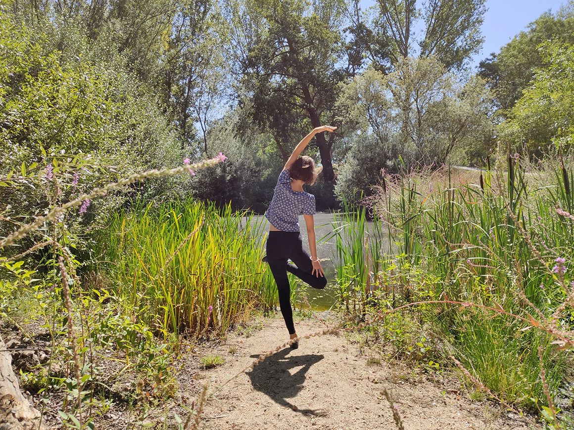 Yoga Vinyasa, Yin Yoga, Hatha Yoga y Raja Yoga (meditación), el programa incluye variedad de clases 