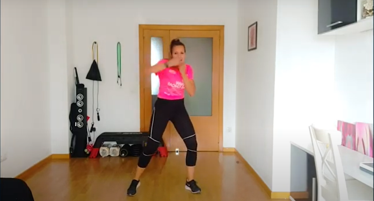 Mejora tu forma con esta sesión de 30' de boxeo y entrenamiento de alta intensidad 