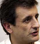Entrevista a Luis Moya