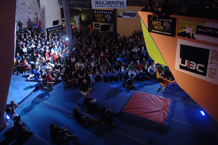 ¿Te gusta la escalada indoor? ¡Apúntate al Climb Open Boulder Festival!