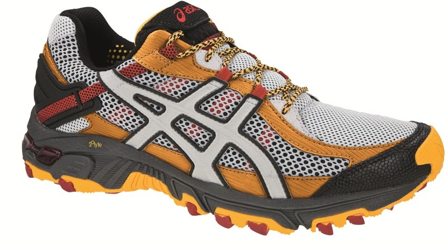 asics presenta la nueva colección de zapatillas trail