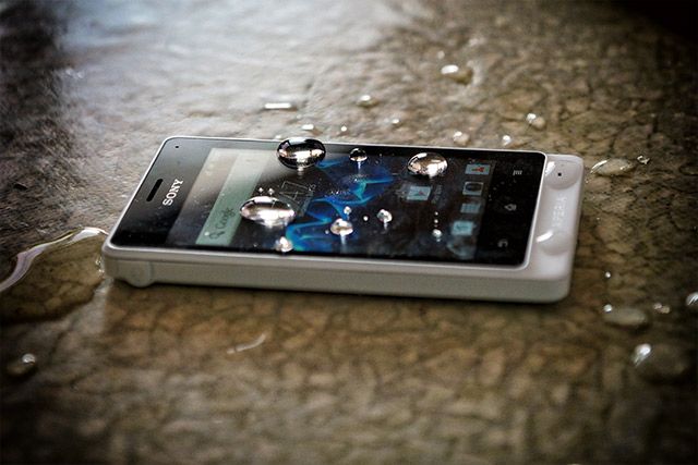 Regístrate y podrás ganar un móvil Sony Xperia Go