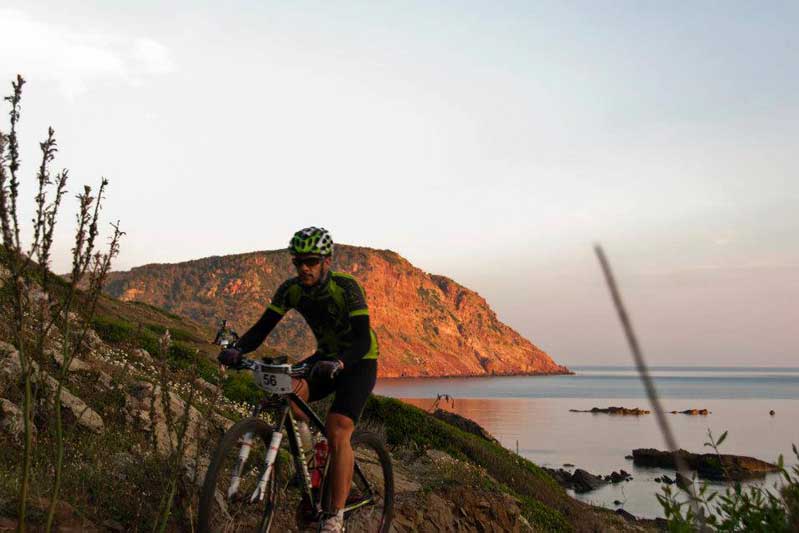 Vive la leyenda: apúntate a la ruta mountain bike por el Camí de Cavalls