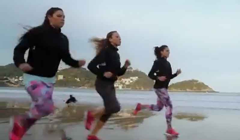 chicas con adidas