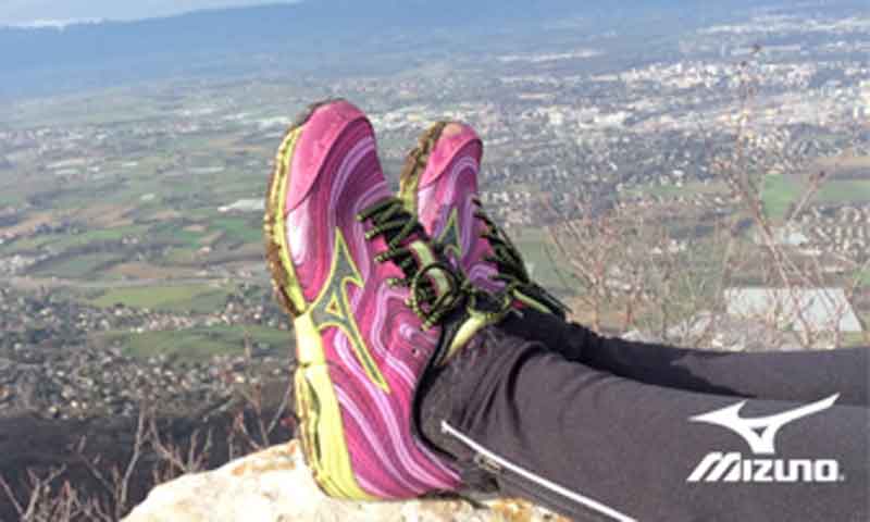 Hazle una foto a tu paisaje favorito y elige unas zapatillas para trail de Mizuno
