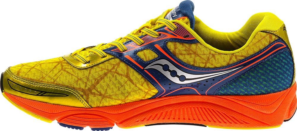 Saucony lanza la Breakthru, una zapatilla de entrenamiento que parece de competición Saucony lanza la Breakthru, una zapatilla de entrenamiento que parece de competición
