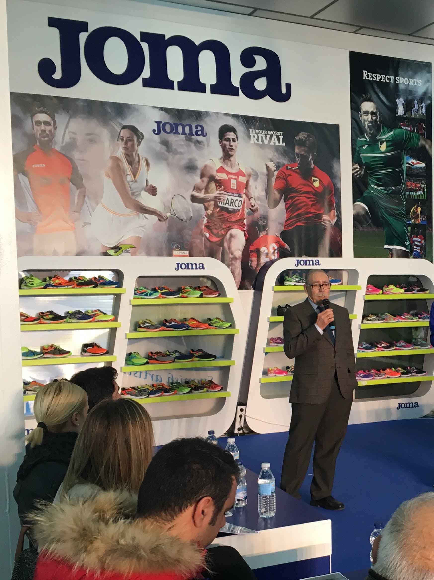 Joma nos muestra su línea textil 2016
