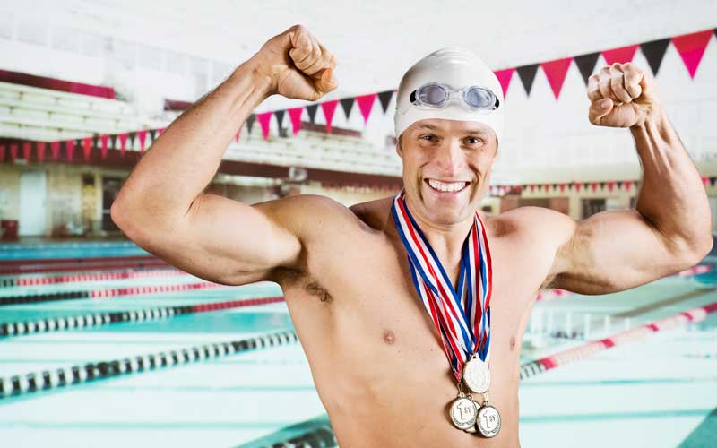 7 ejercicios de natación con churro 