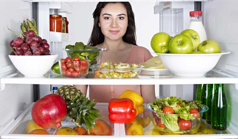 ¿Comer con más frecuencia acelera el metabolismo y ayuda a adelgazar?