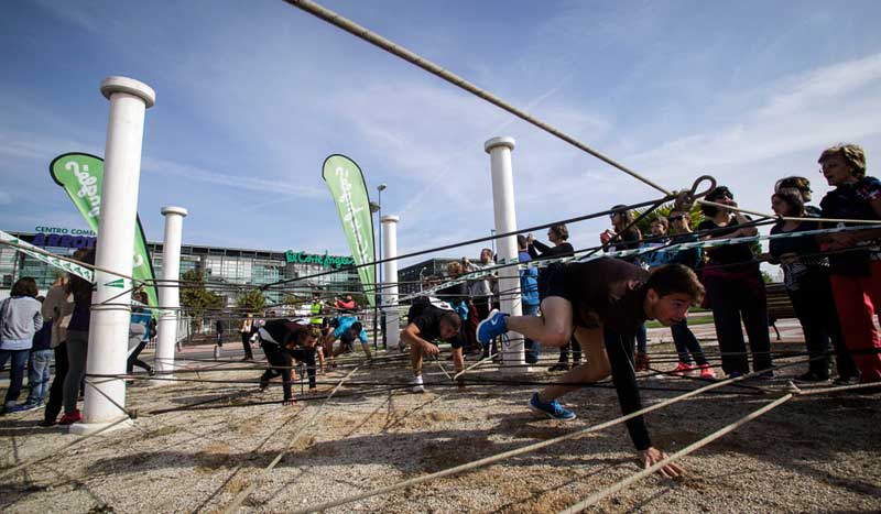 Carrera de obstáculos a la americana, ¡se abre el circuito American Track!