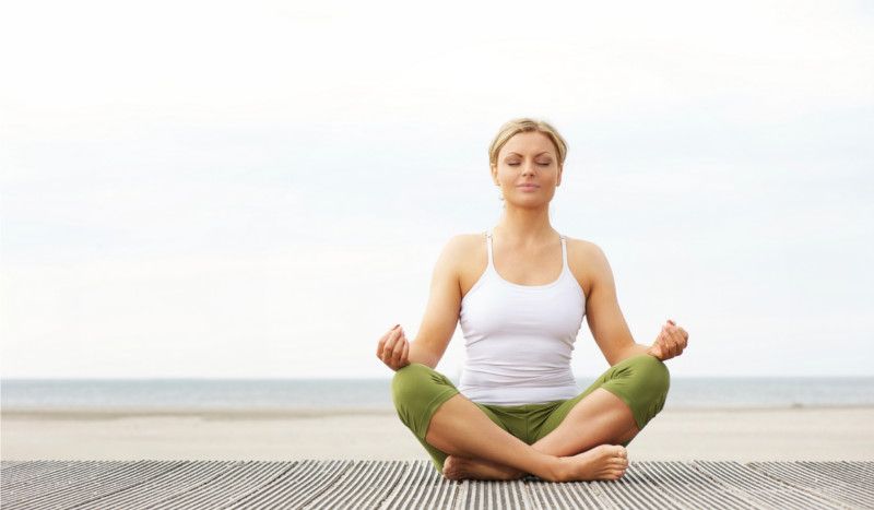 Surf y yoga en San Vicente de la Barquera