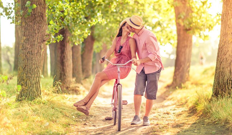 Sexo sobre la mesa: hábitos que abren tu apetito sexual