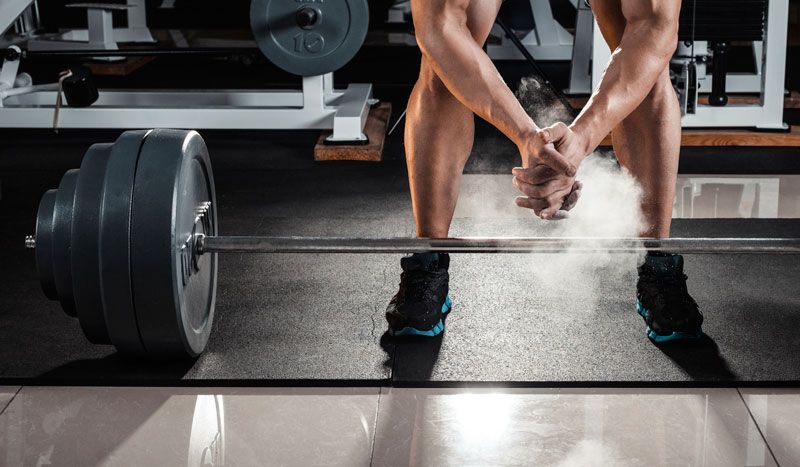 Cómo planificar tus descansos para avanzar en el gimnasio