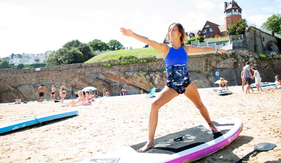 El yoga más surfero: ¡2 posturas para tus abdominales!
