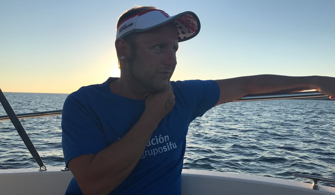 Martí Riera, el nadador con lesión medular que cruzó a nado el Canal de Menorca