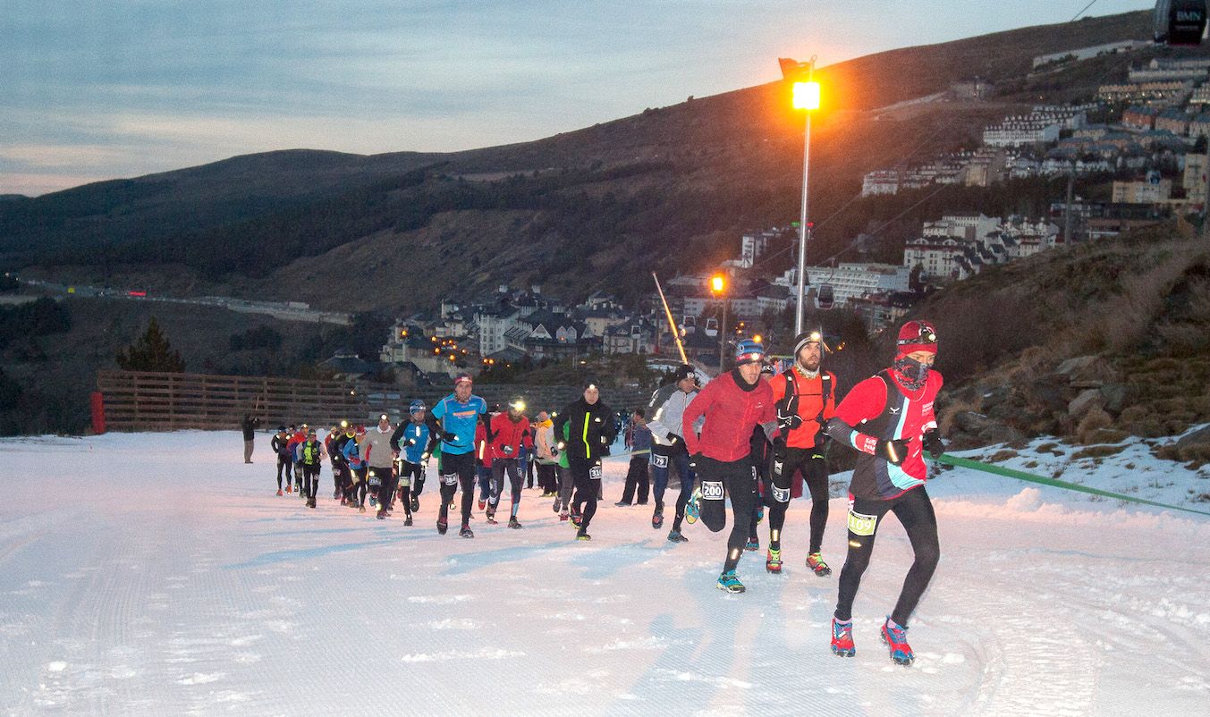 La carrera nocturna y en nieve de Sierra Nevada