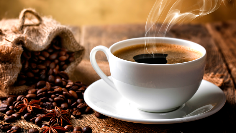 El estudio británico que dice que el café podría ser más beneficioso que perjudicial