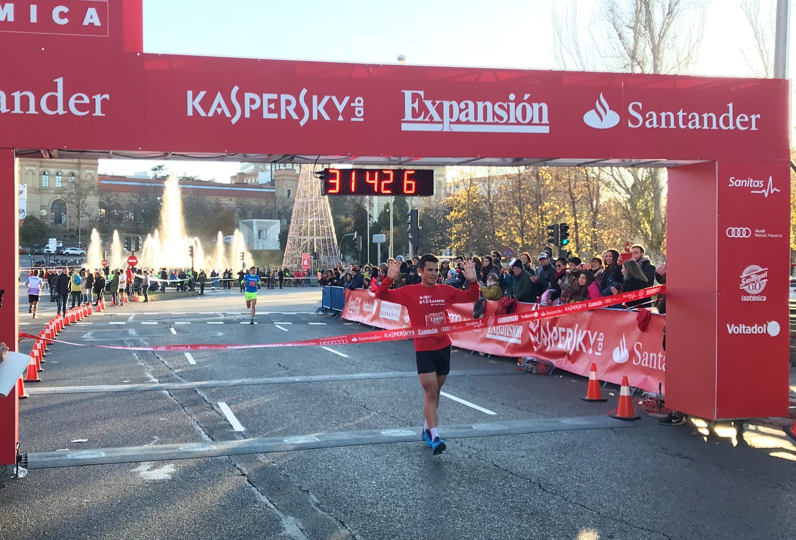 Gómez Noya gana la Carrera de las Empresas de Madrid