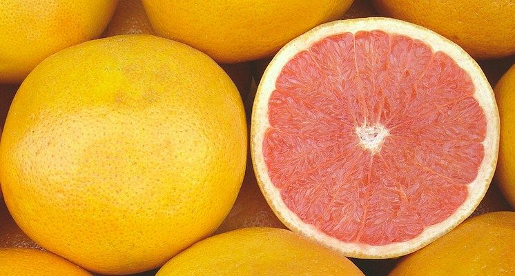 ¿Adelgaza el pomelo?
