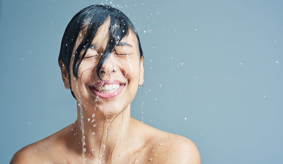 ¿Tiene sentido ducharse con agua fría?