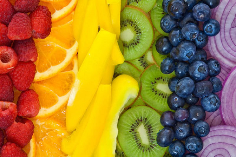 La razón por la que debes comer alimentos de todos los colores