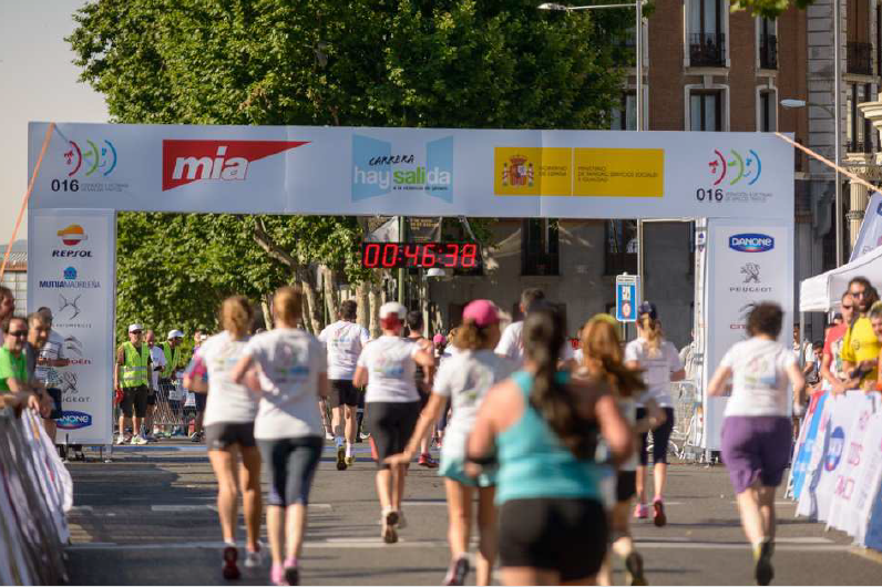 Carrera "Hay salida" a la violencia de género