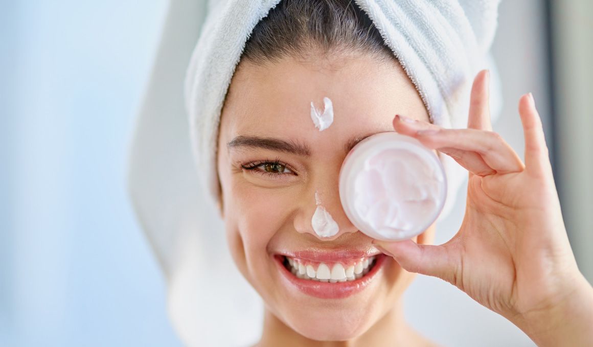 ¿Sabes cómo debe ser un cosmético para ser considerado natural? Te explicamos qué características debe cumplir