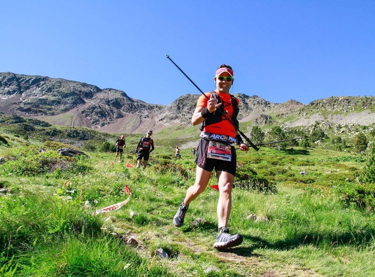 El gran reto de recorrer corriendo los Pirineos de este a oeste…y luego seguir hasta Santiago