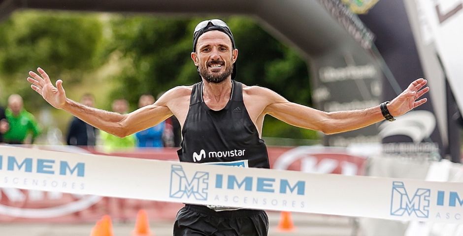 Chema Martinez gana los 50 Km de Santander