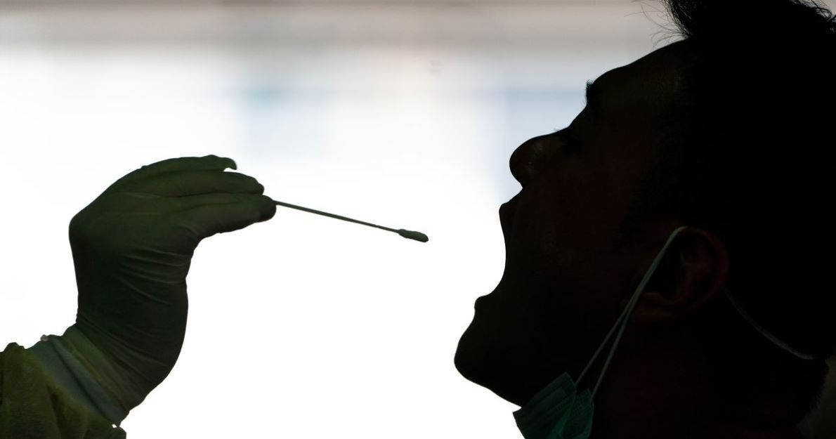 Cómo distinguir la gripe del covid-19