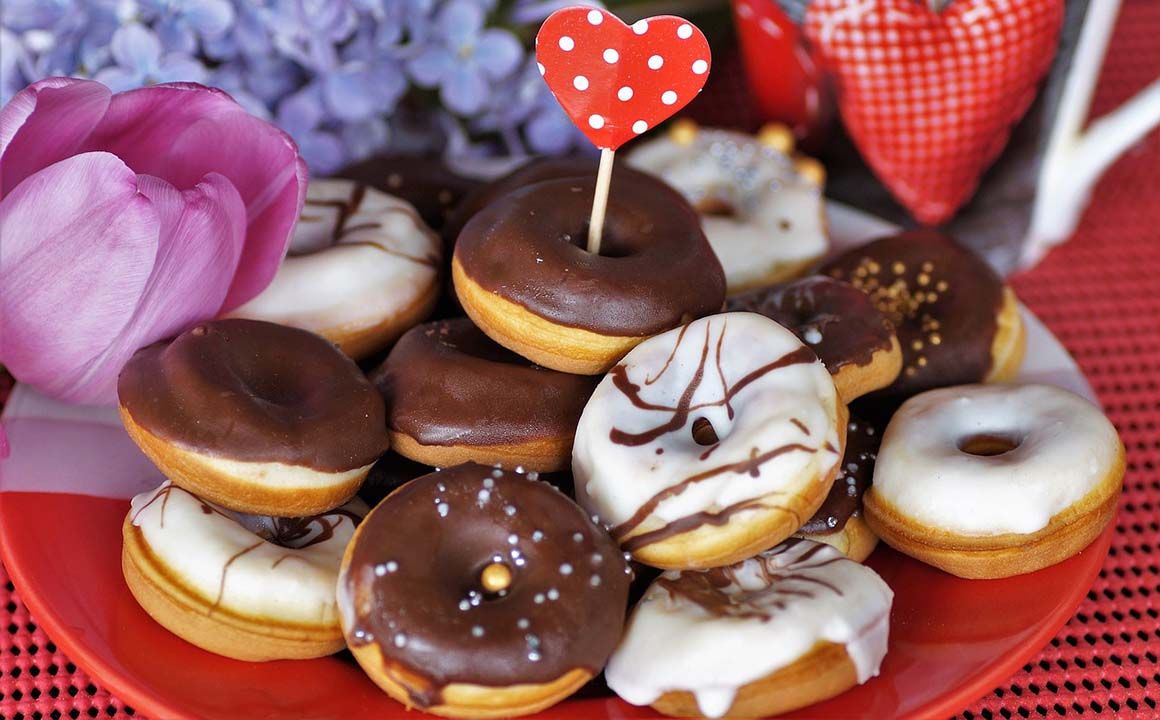 Para el cole unos donuts... y un paquete de tabaco.