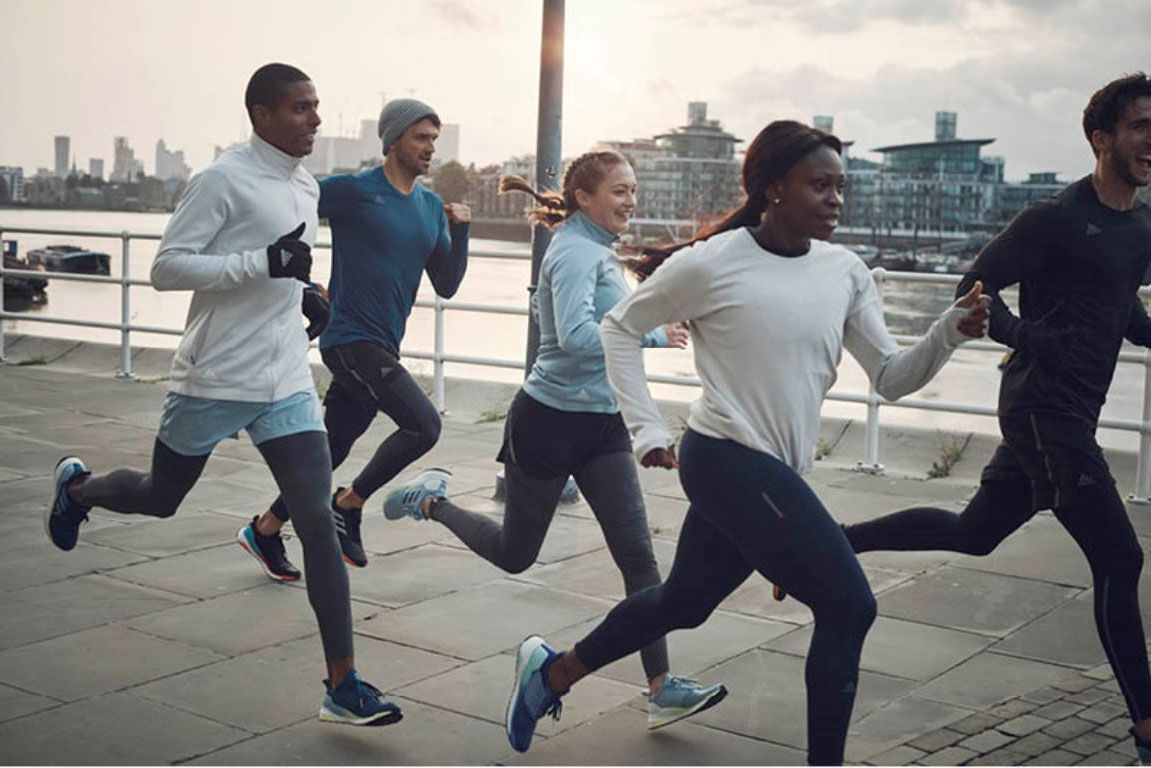 ¿Cómo influye en el entrenamiento que la mujer tenga una frecuencia cardiaca mayor?