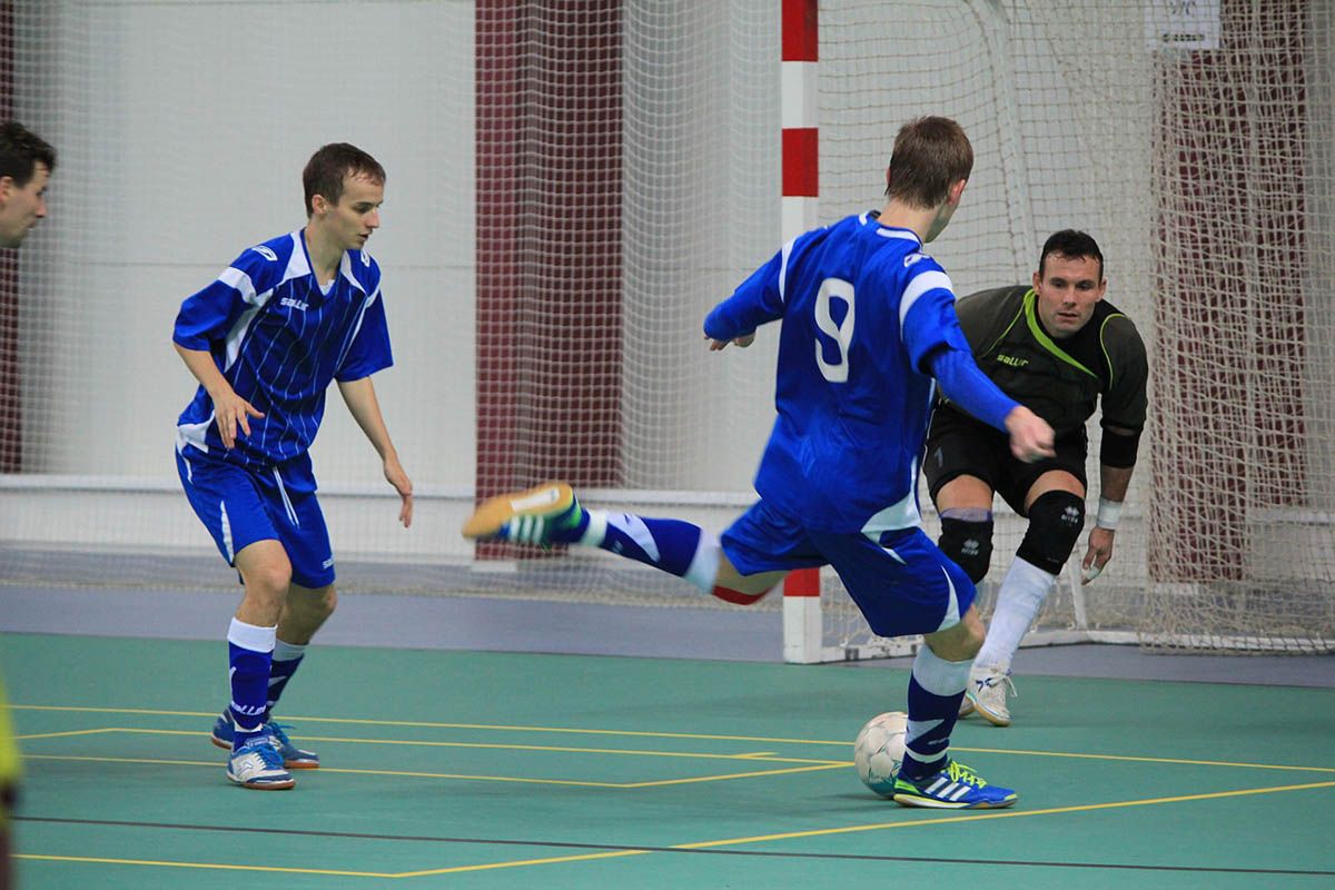 futsal 765720 1280