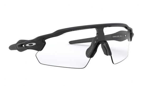 OAKLEY RADAR EV PITCH MATTE BLACK  PHOTOCHROMIC
