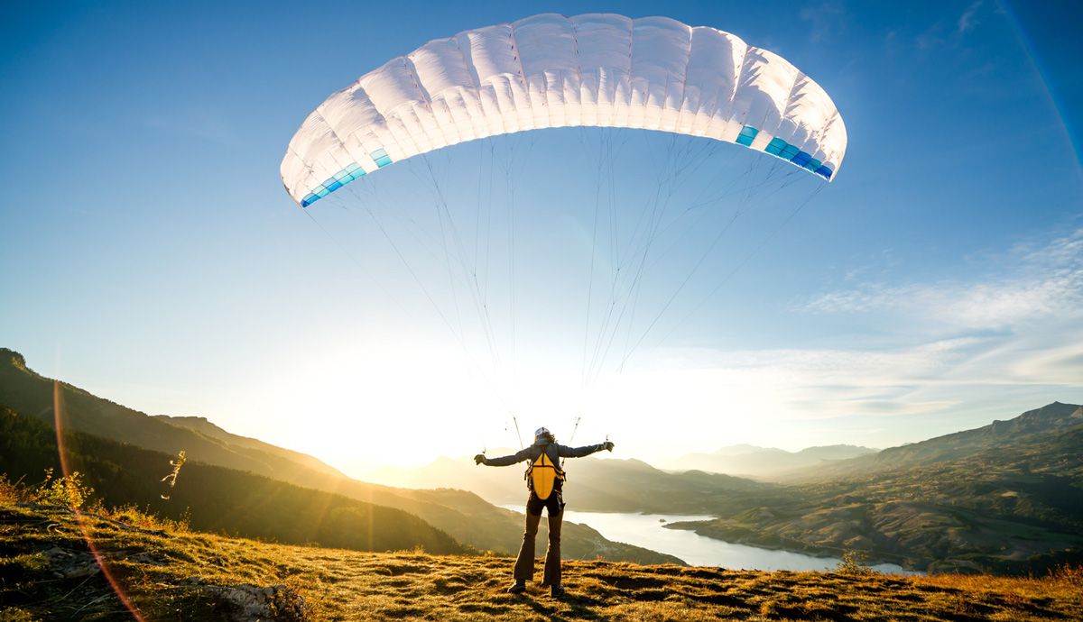 Es el parapente más ligero del mundo, Run&Fly no llega a 1 kg de peso.