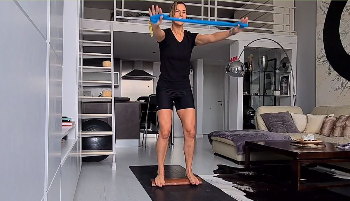 Entrena con un tronco y subirás de forma.