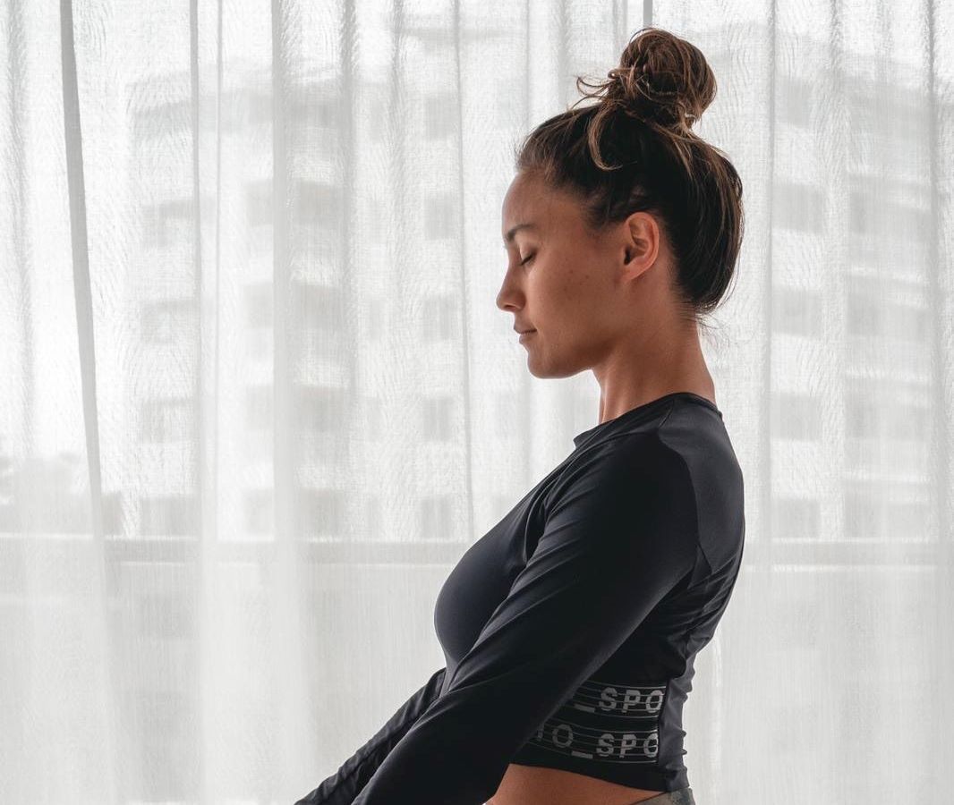 Yoga con Alessandra Oram