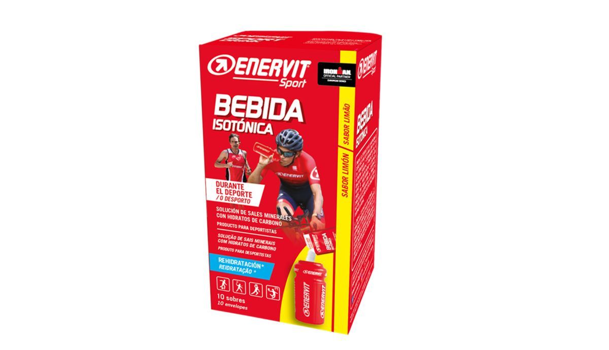 Enervit bebida isotónica en su presentación en sobres se prepara con gran facilidad.