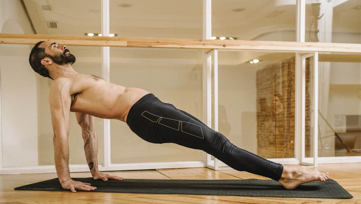 Tonificar los abdominales con ejercicios de yoga