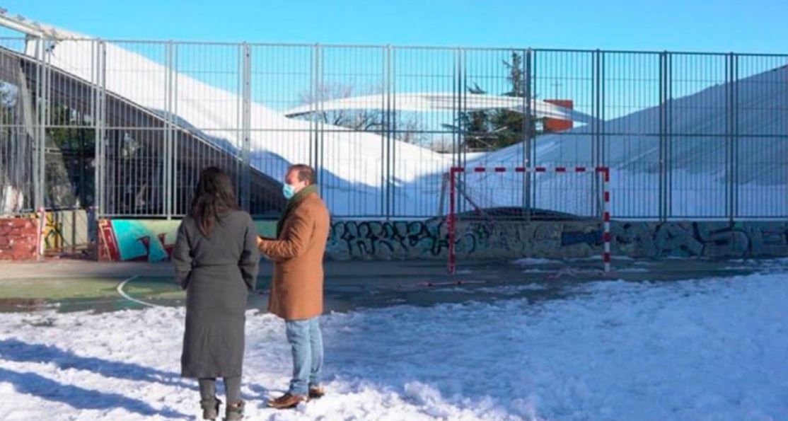 Destrozos del paso del temporal "Filomena" en las instalaciones deportivas de Madrid