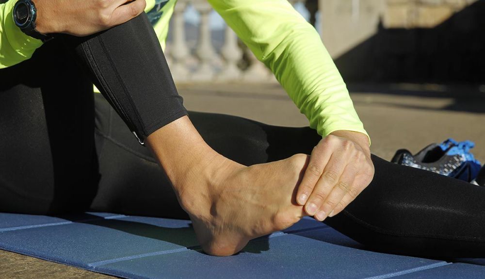 Correr Tobillos Estiramientos 01 Extender dedos Correr Tobillos Estiramientos 01 Extender dedos